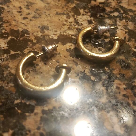 Vintage Golden Small Hoop Earring - Picture 2 of 6